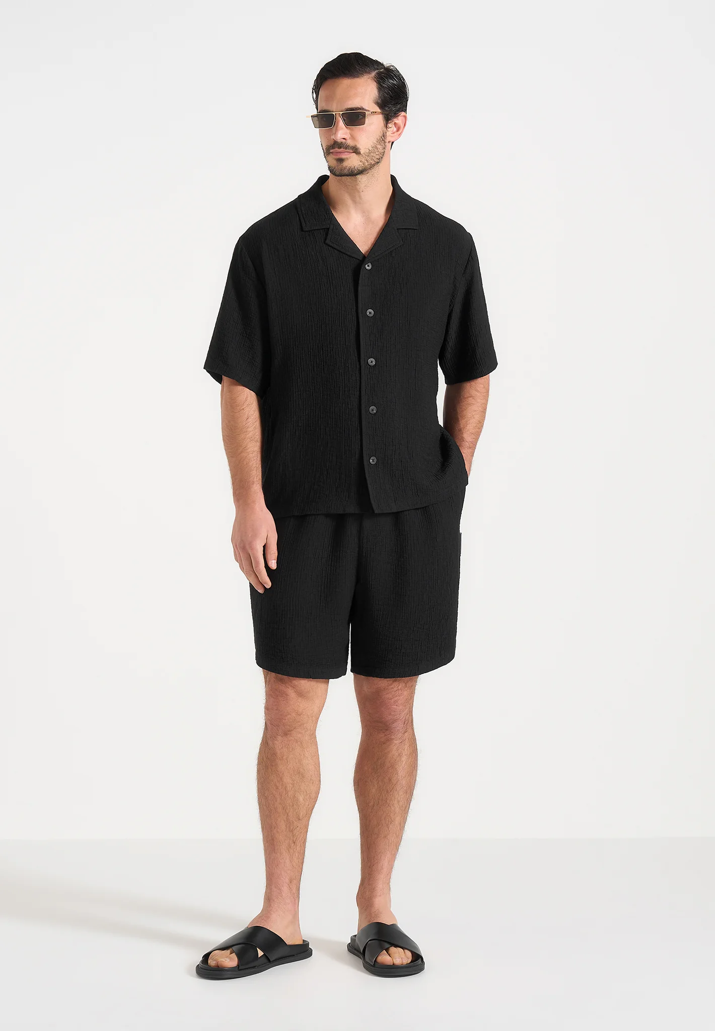 Ari - Unisex Textured Shorts - Black - Image 2