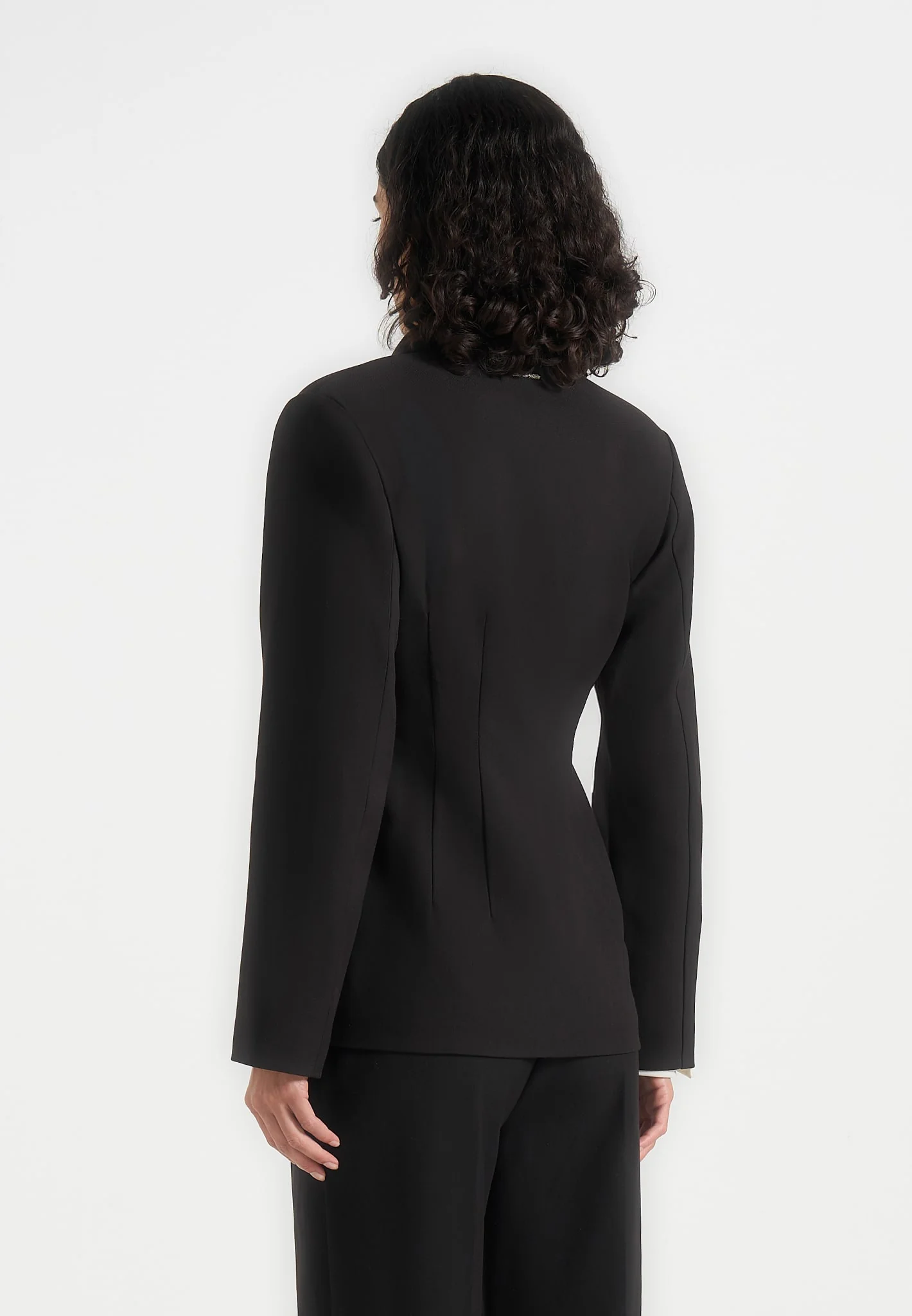 Beatrice - Tailored Cinched Blazer - Black - Image 3
