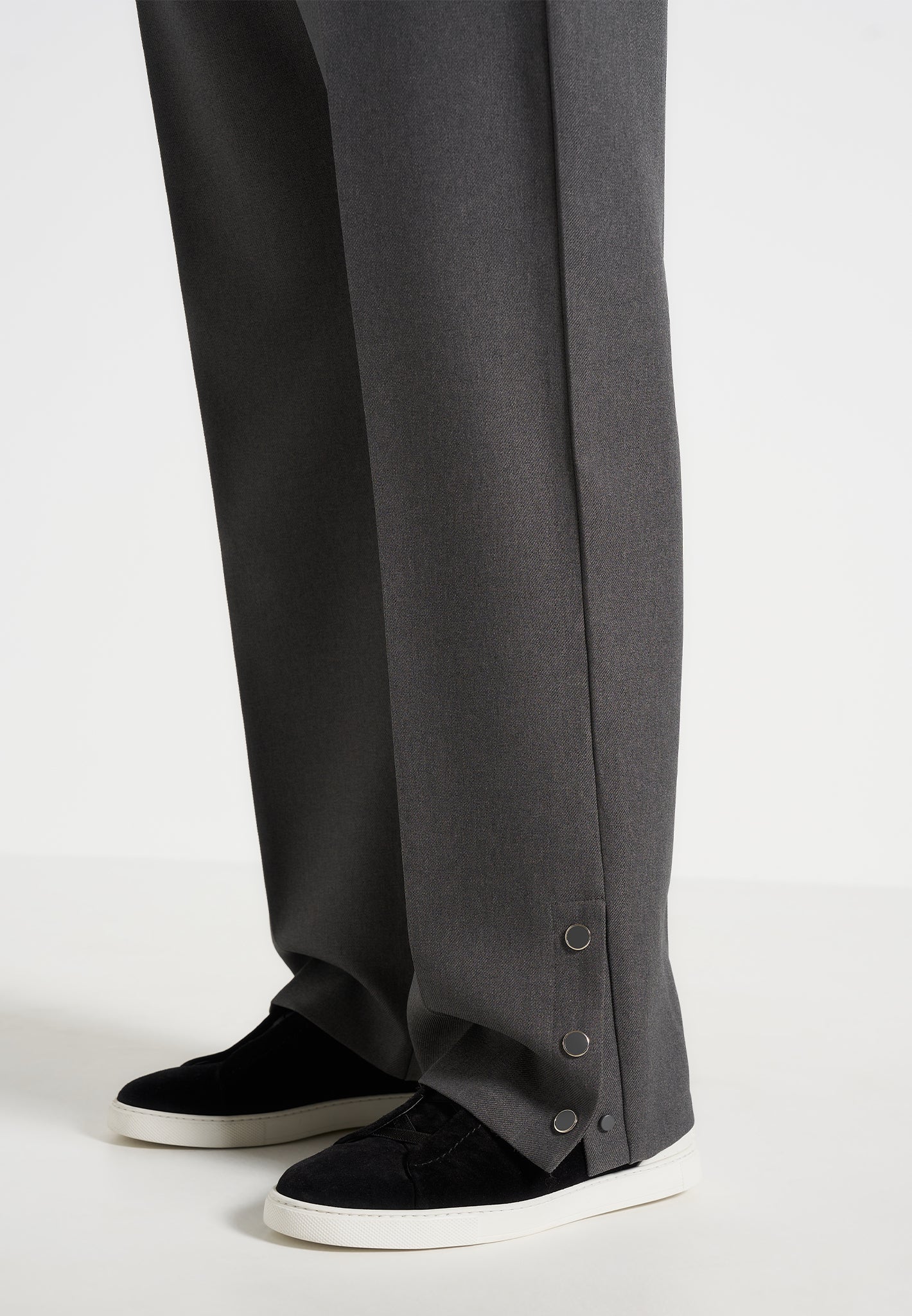 Boris - Relaxed Fit Tailored Button Cuff Trousers - Grey - Image 3