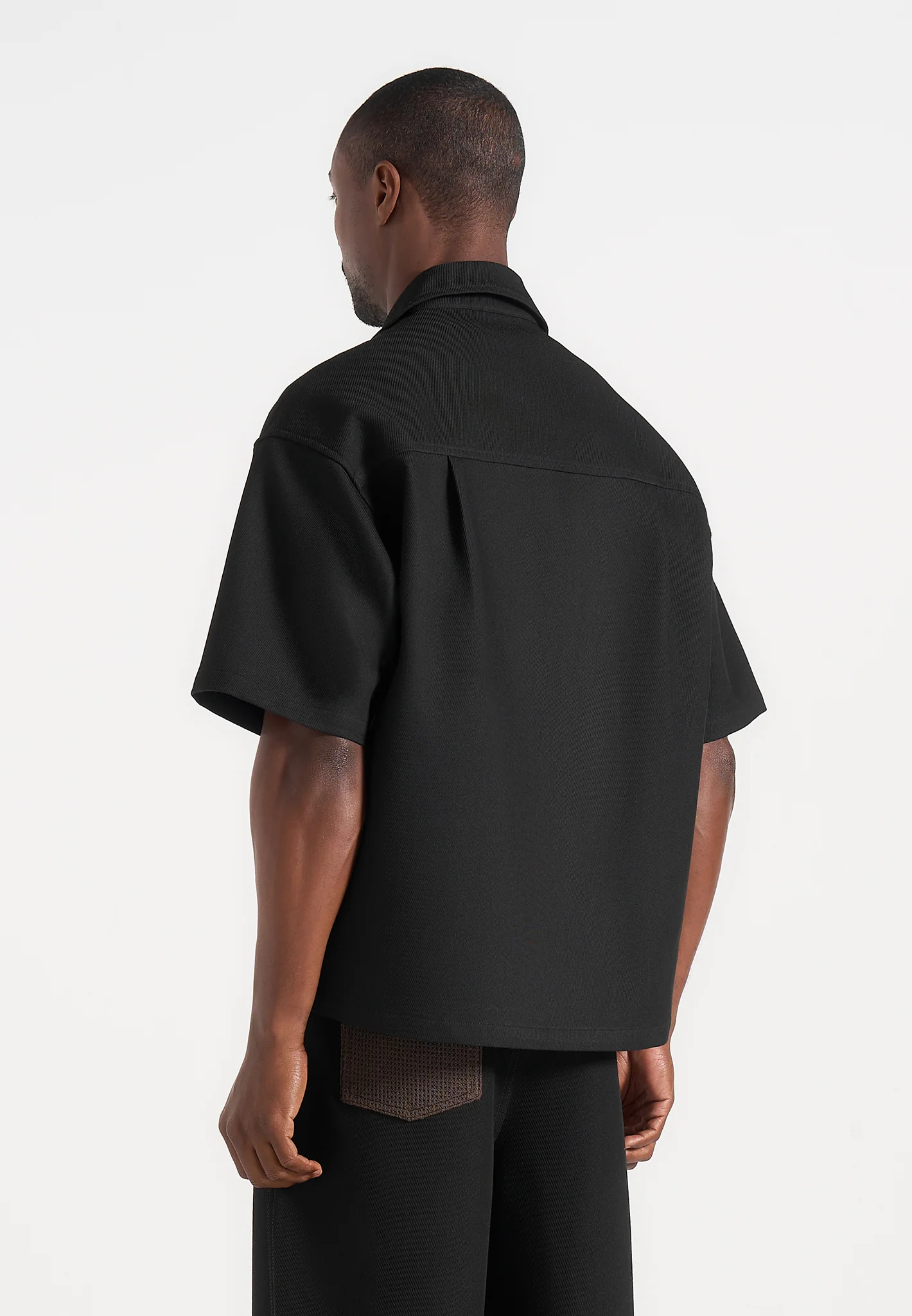 Brook - Unisex Signature Twill Boxy Shirt - Black - Image 6