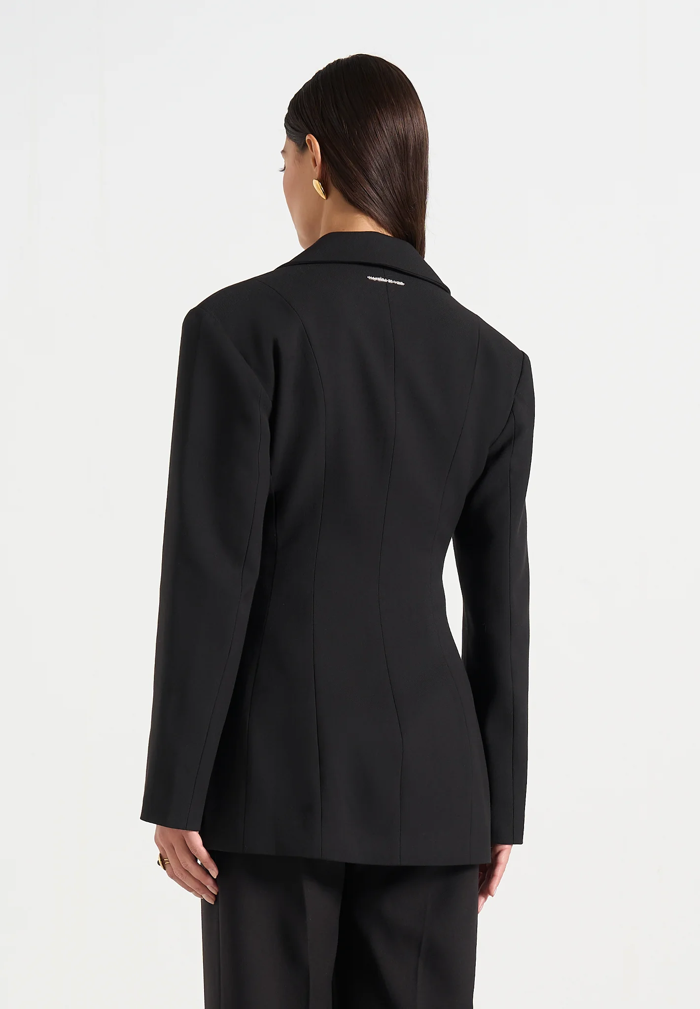 Claire - Wide Shoulder Cinch Waist Blazer - Black - Image 4
