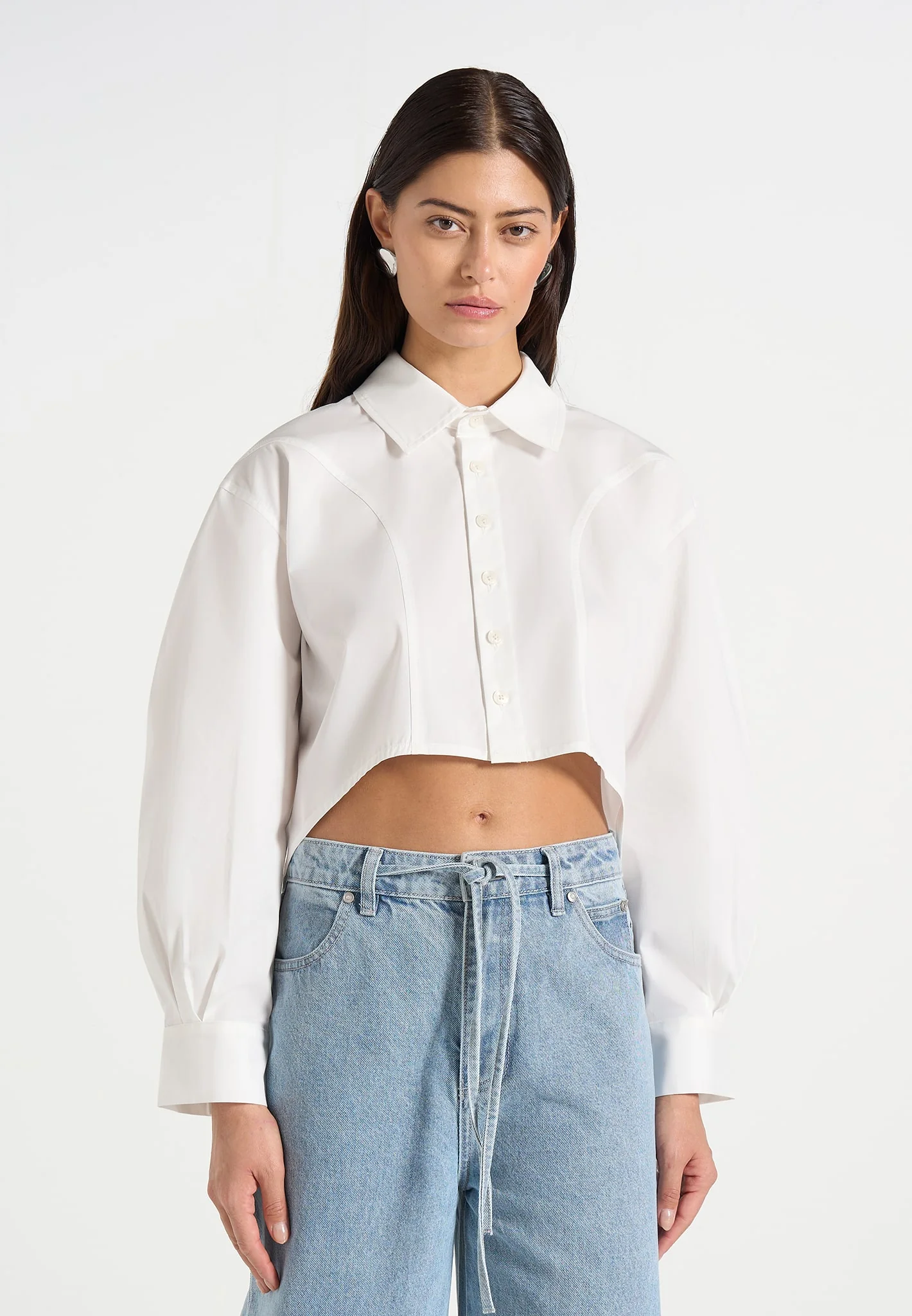Eleni - Cropped Shirt With Balloon Sleeves - White - Image 2