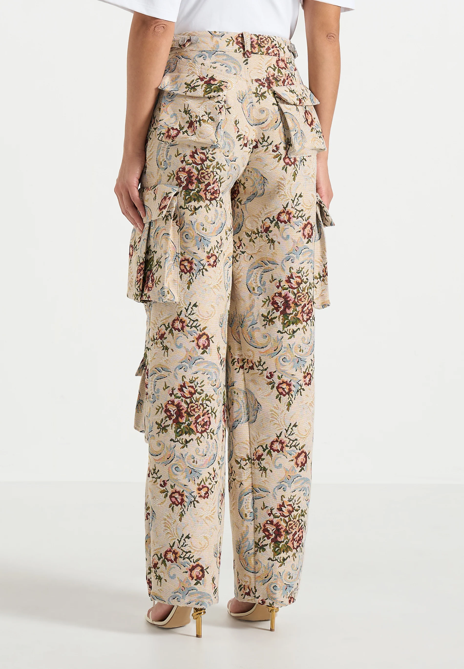 Emilie - High Waisted Tapestry Cargo Pants - Beige - Image 5