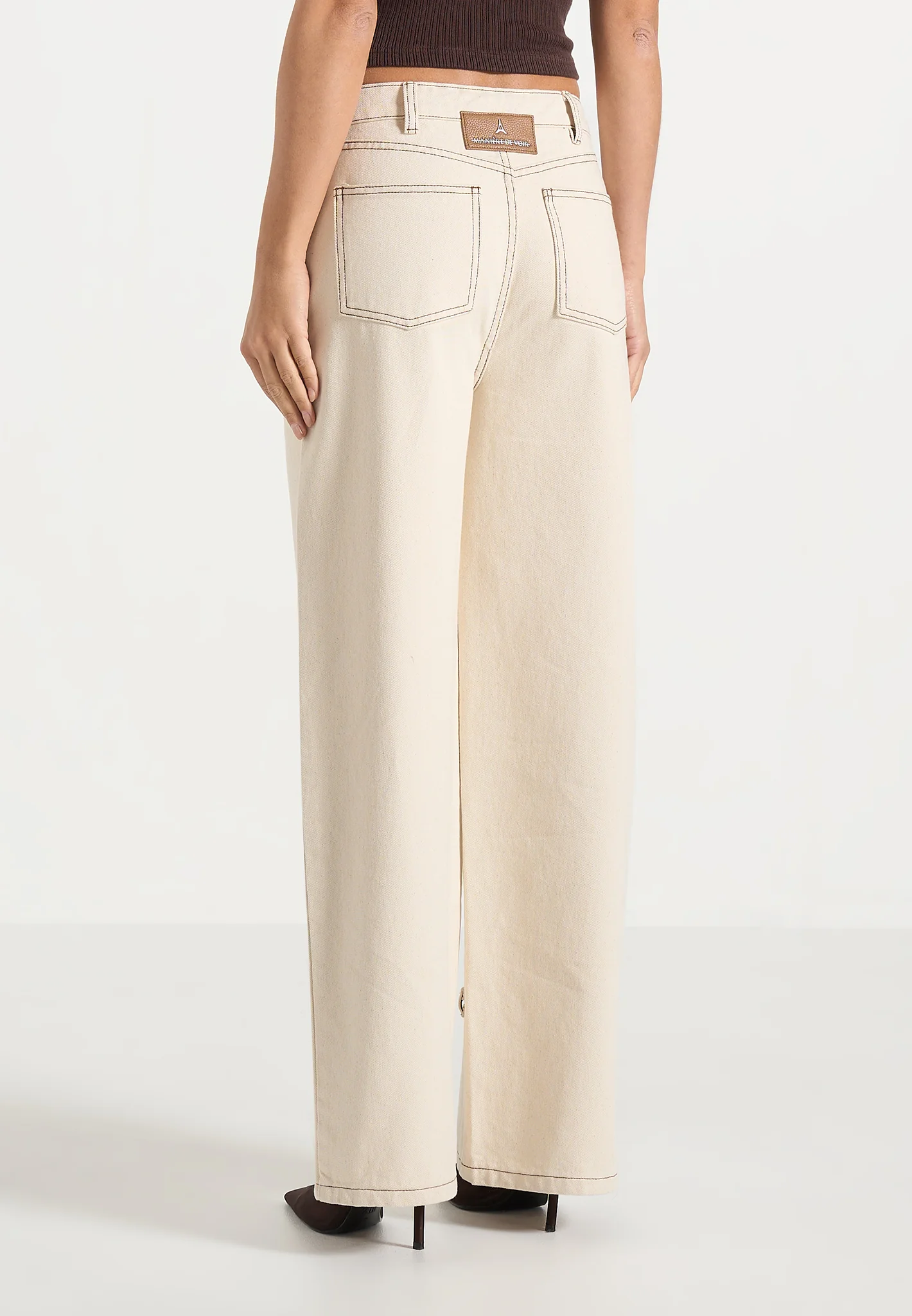 Faye - Wide Mid Rise Jeans With Tie Waist - Cream - Image 5