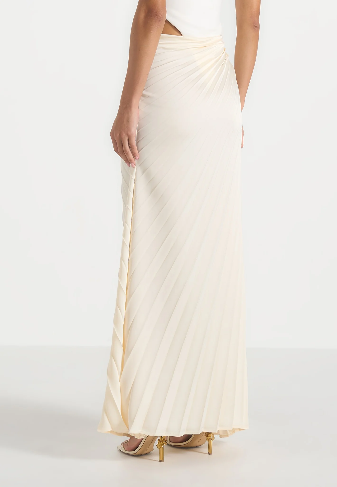 Fiona - Satin Fan Pleat Maxi Skirt - Ivory - Image 3