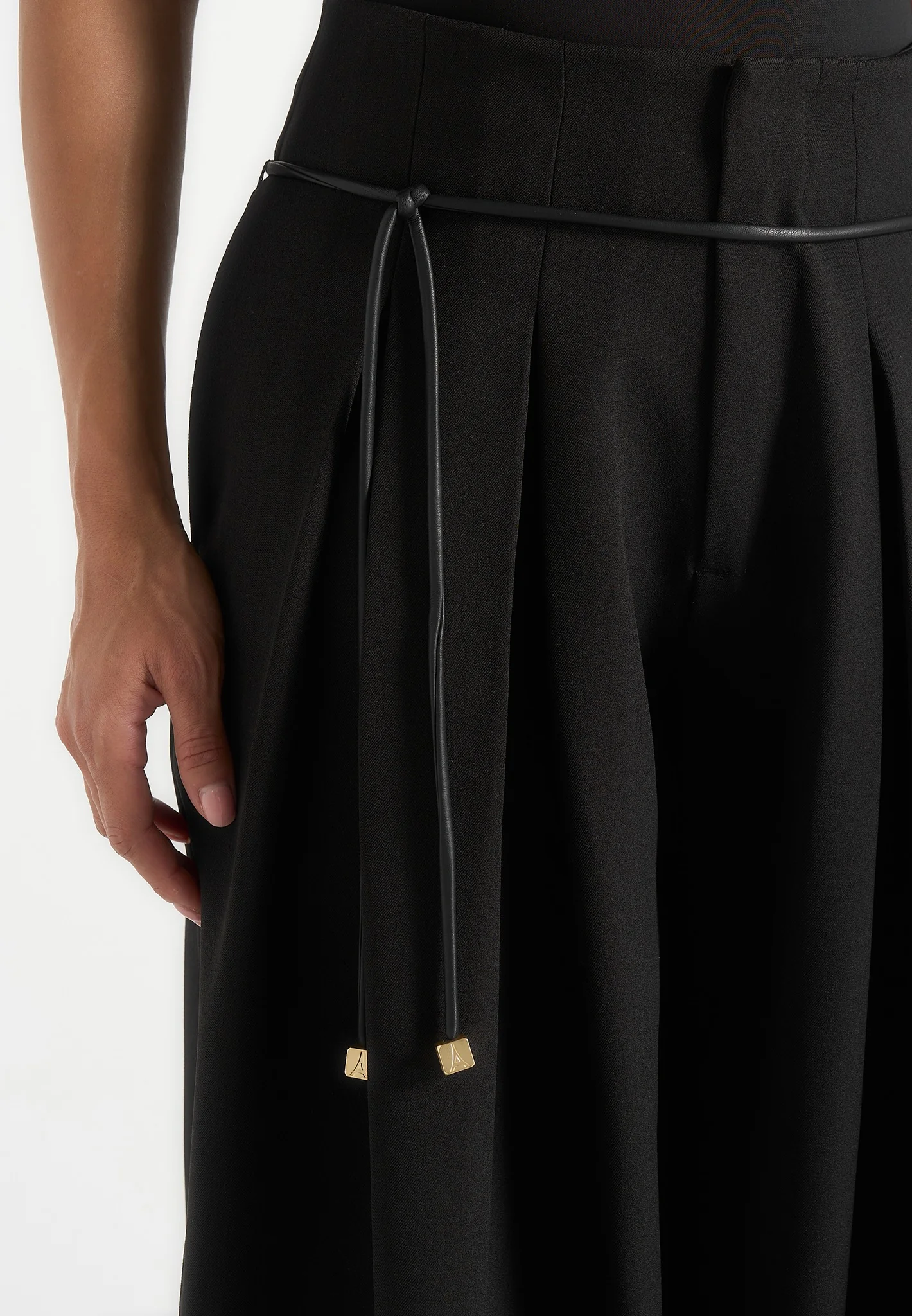 Flora - Box Pleat Wide Leg Belted Trousers - Black - Image 3