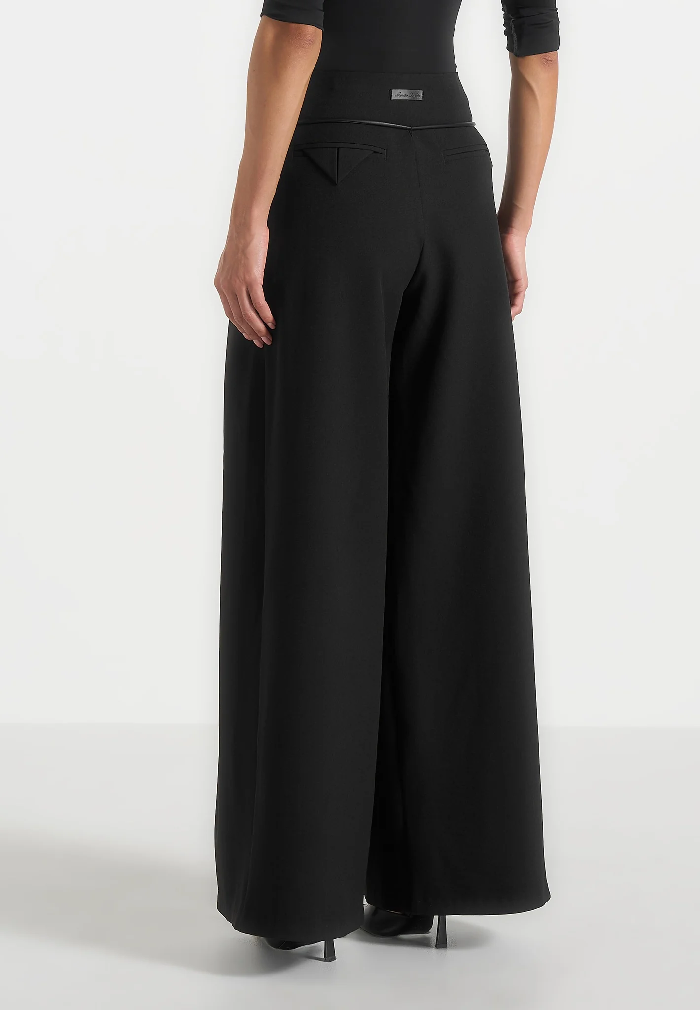 Flora - Box Pleat Wide Leg Belted Trousers - Black - Image 4
