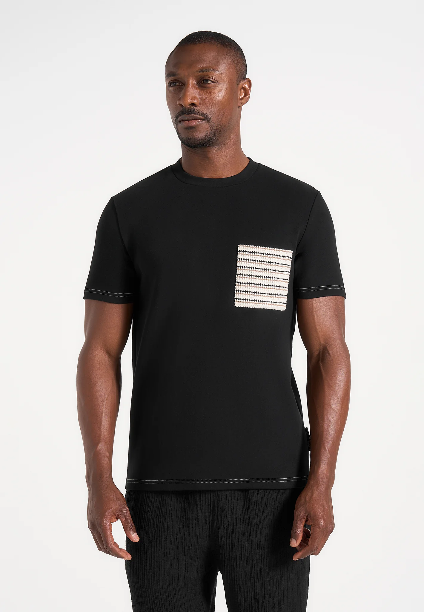 Joris - Whipstitch Pocket Detail T-Shirt - Black
