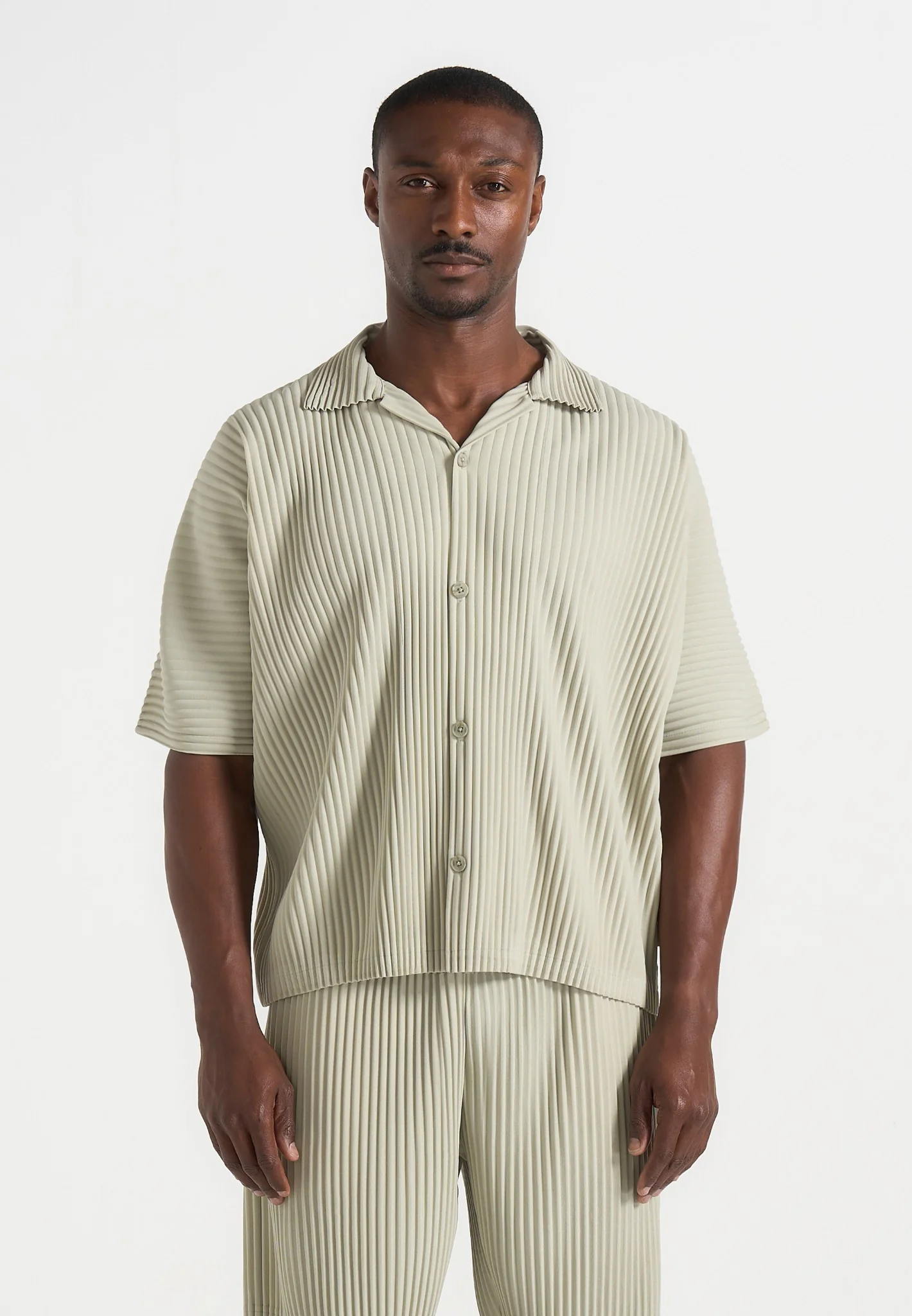 Justin - Pleated Boxy Shirt - Sage - Image 2