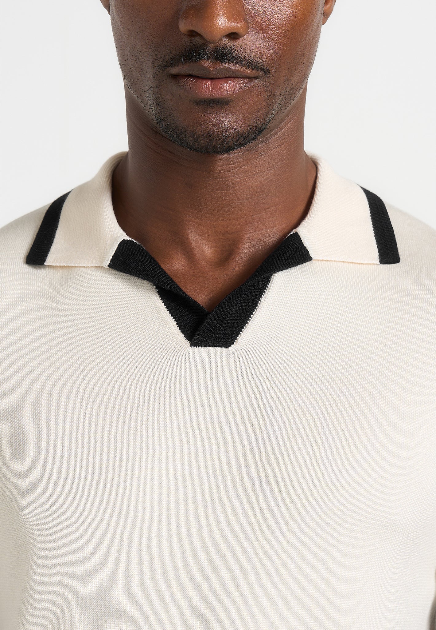 Lambert - Contrast Detail Knit Polo Shirt - Cream - Image 3