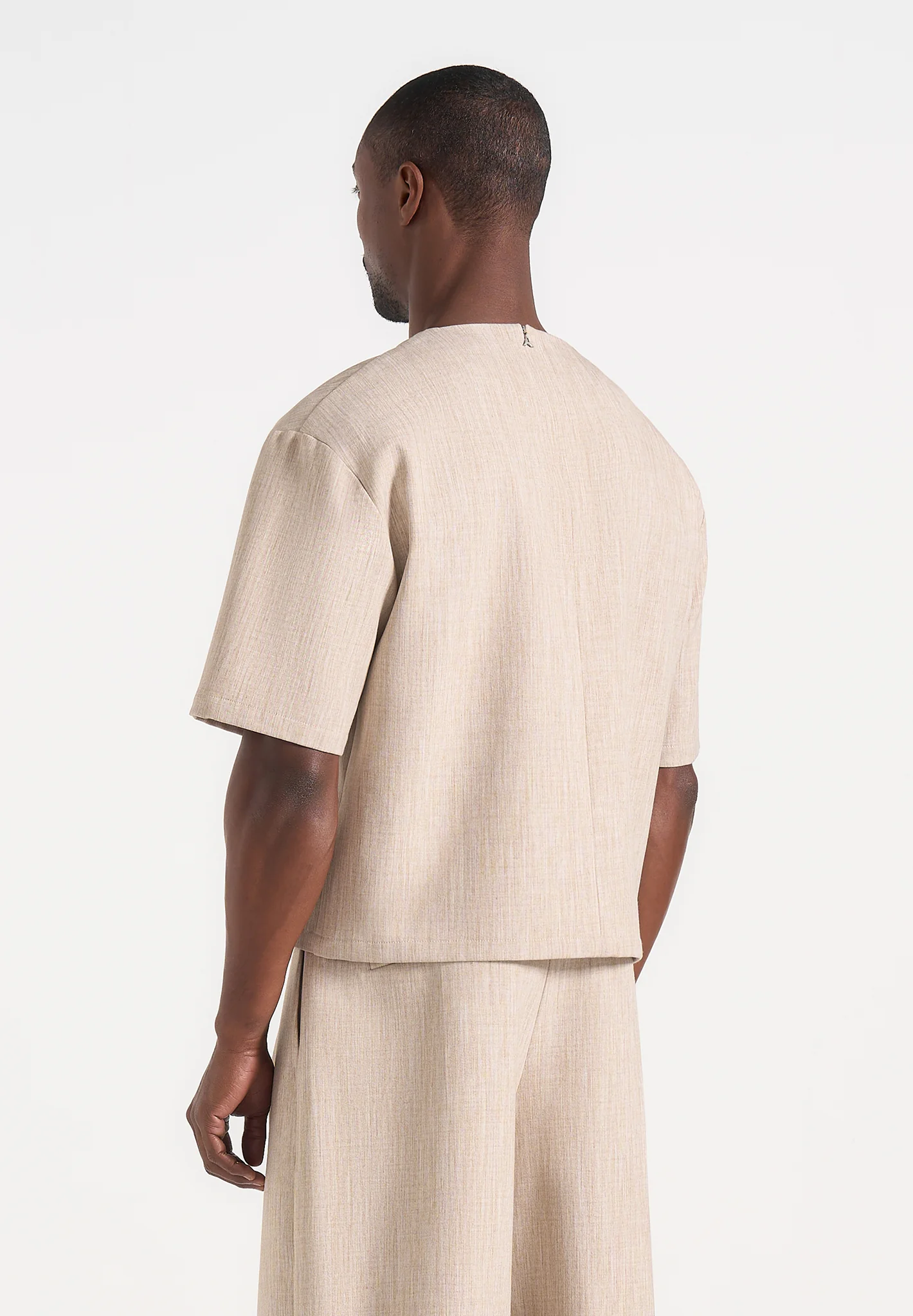 Leon - Boxy Cropped Hatched T-Shirt - Beige - Image 4