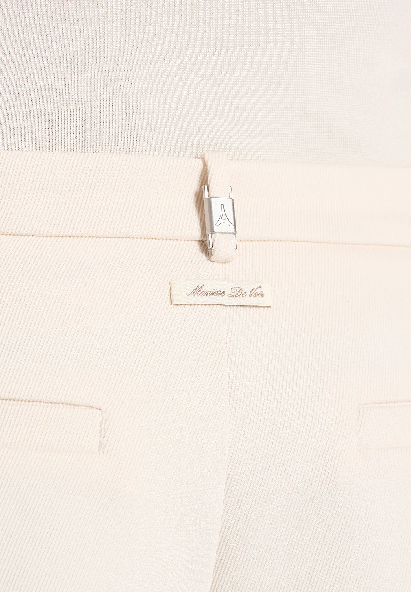 Marin - Tailored Pleated Shorts - Cream - Image 5