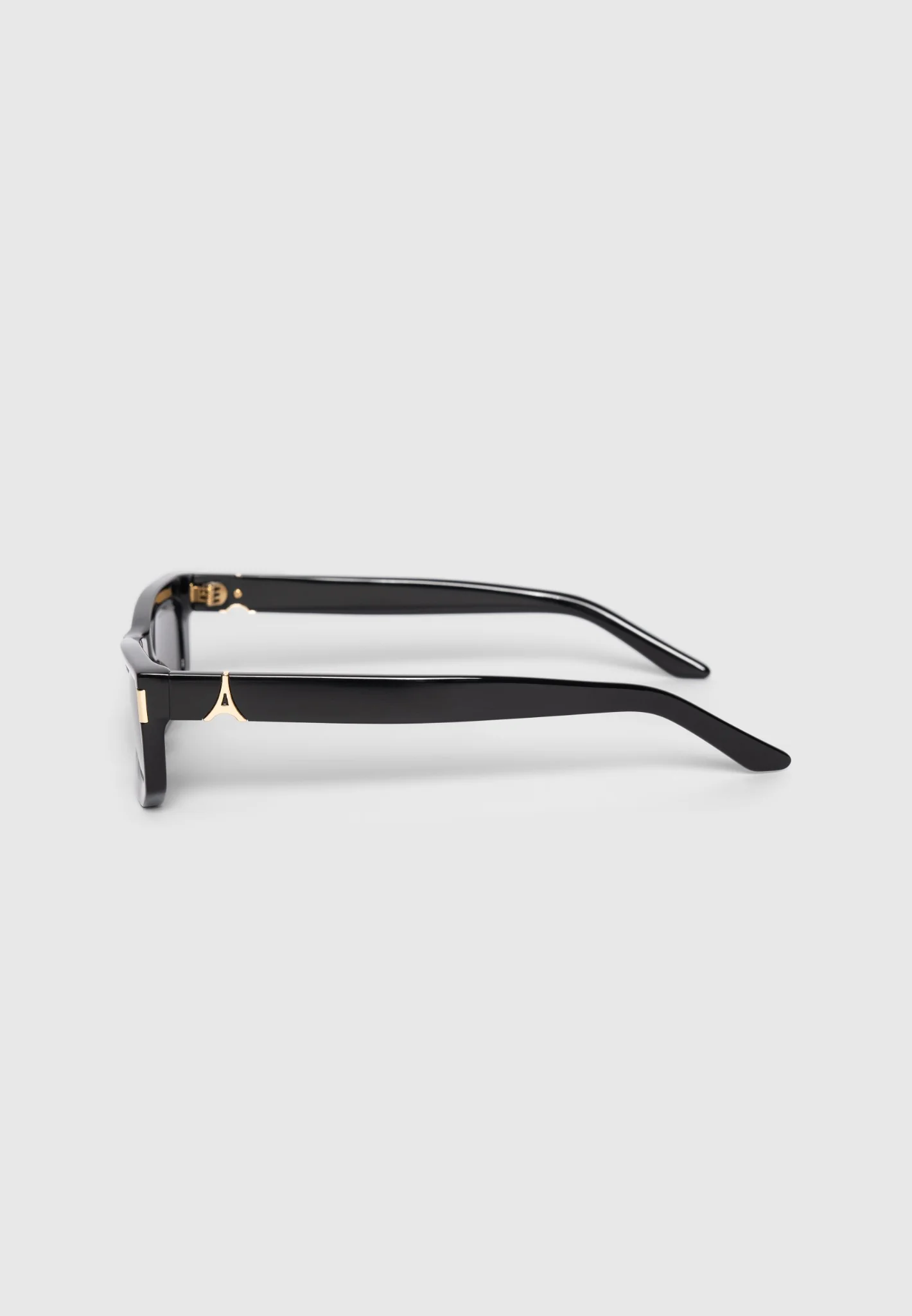 Milan - Curved-Frame Sunglasses - Black - Image 4
