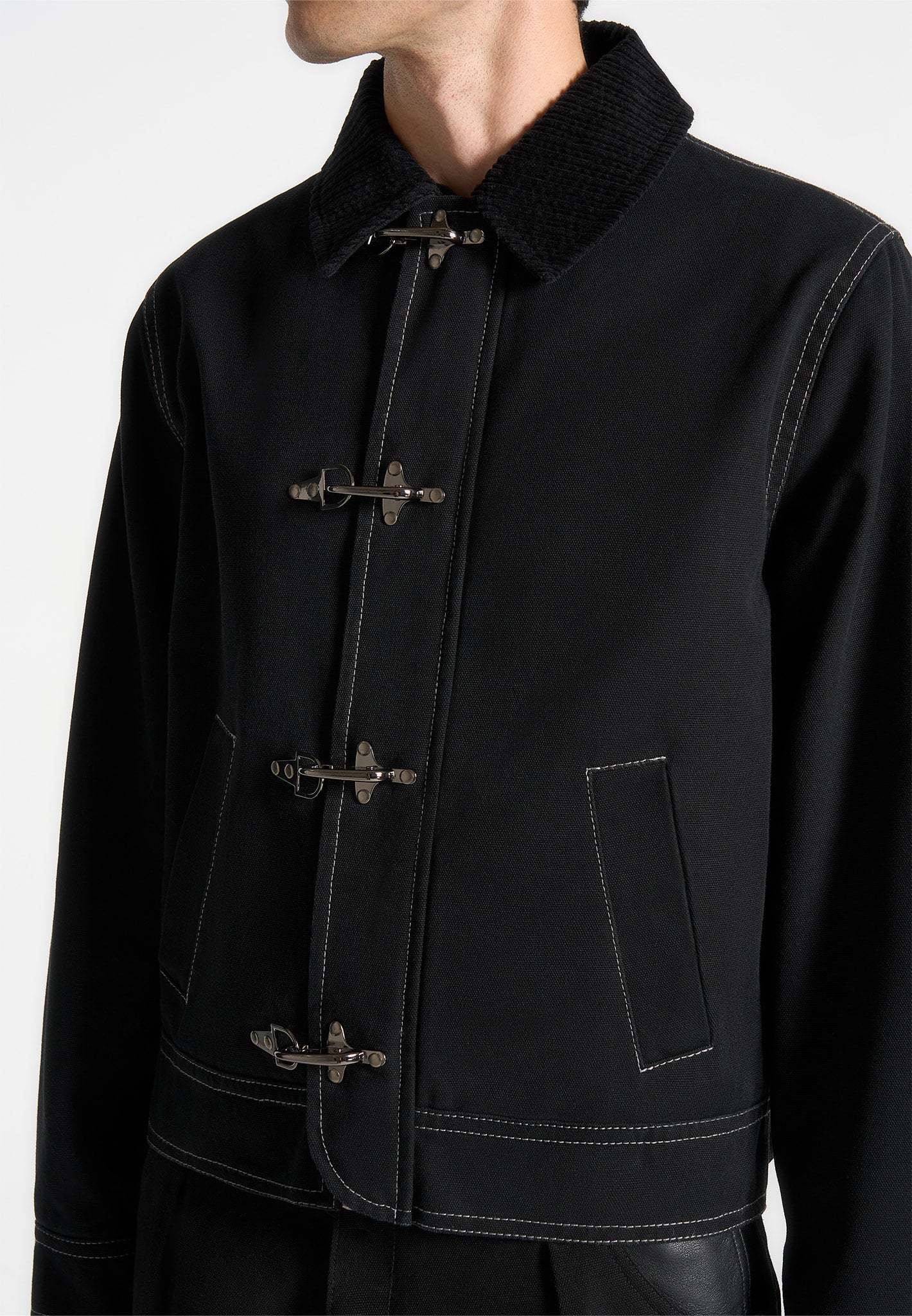 Nino - Clasp Detail Contrast Stitch Gabardine Jacket - Black - Image 6