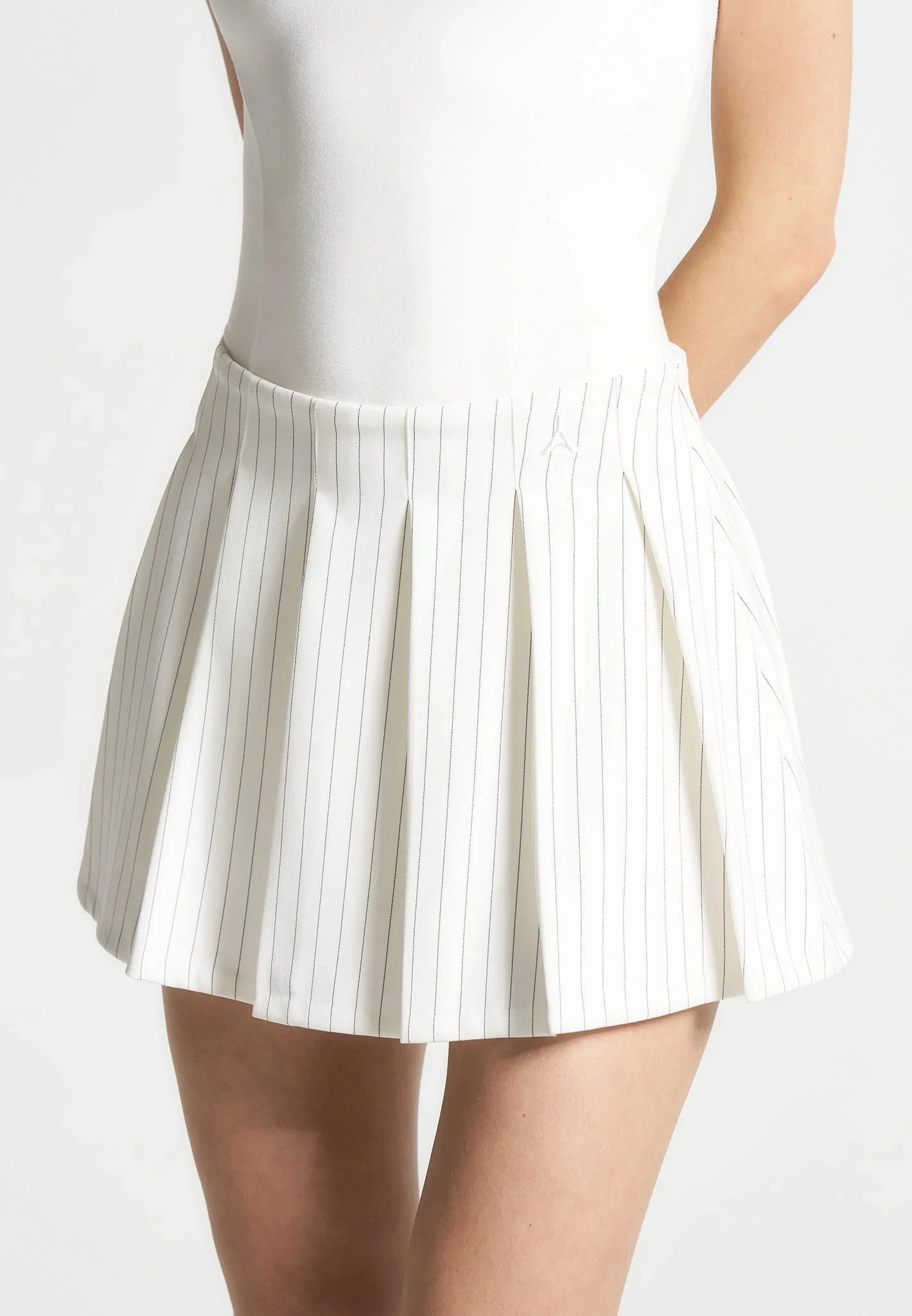 Rina - Pinstripe Pleated Skort - White - Image 3