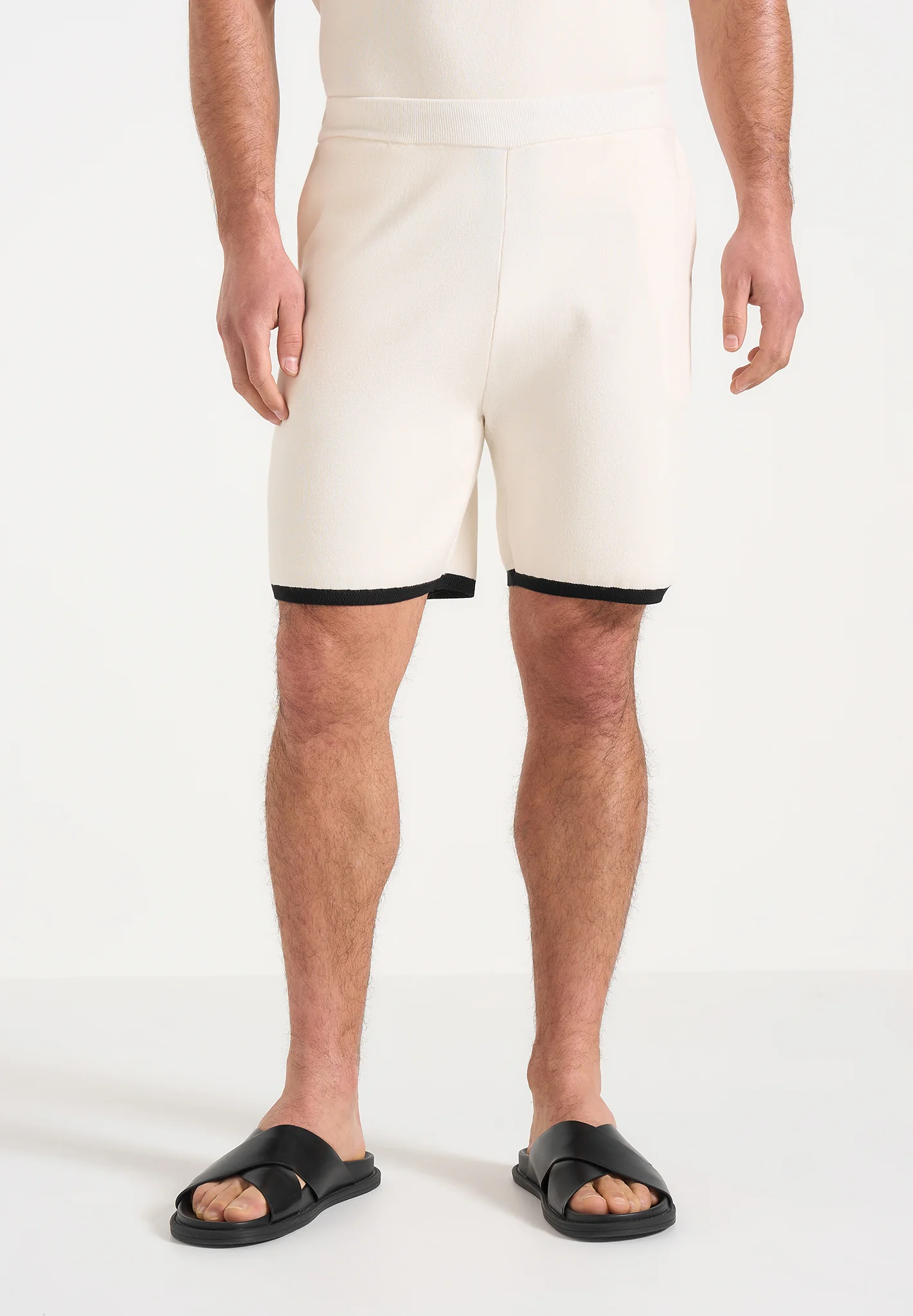 Regis - Contrast Detail Knit Shorts - Cream - Image 2