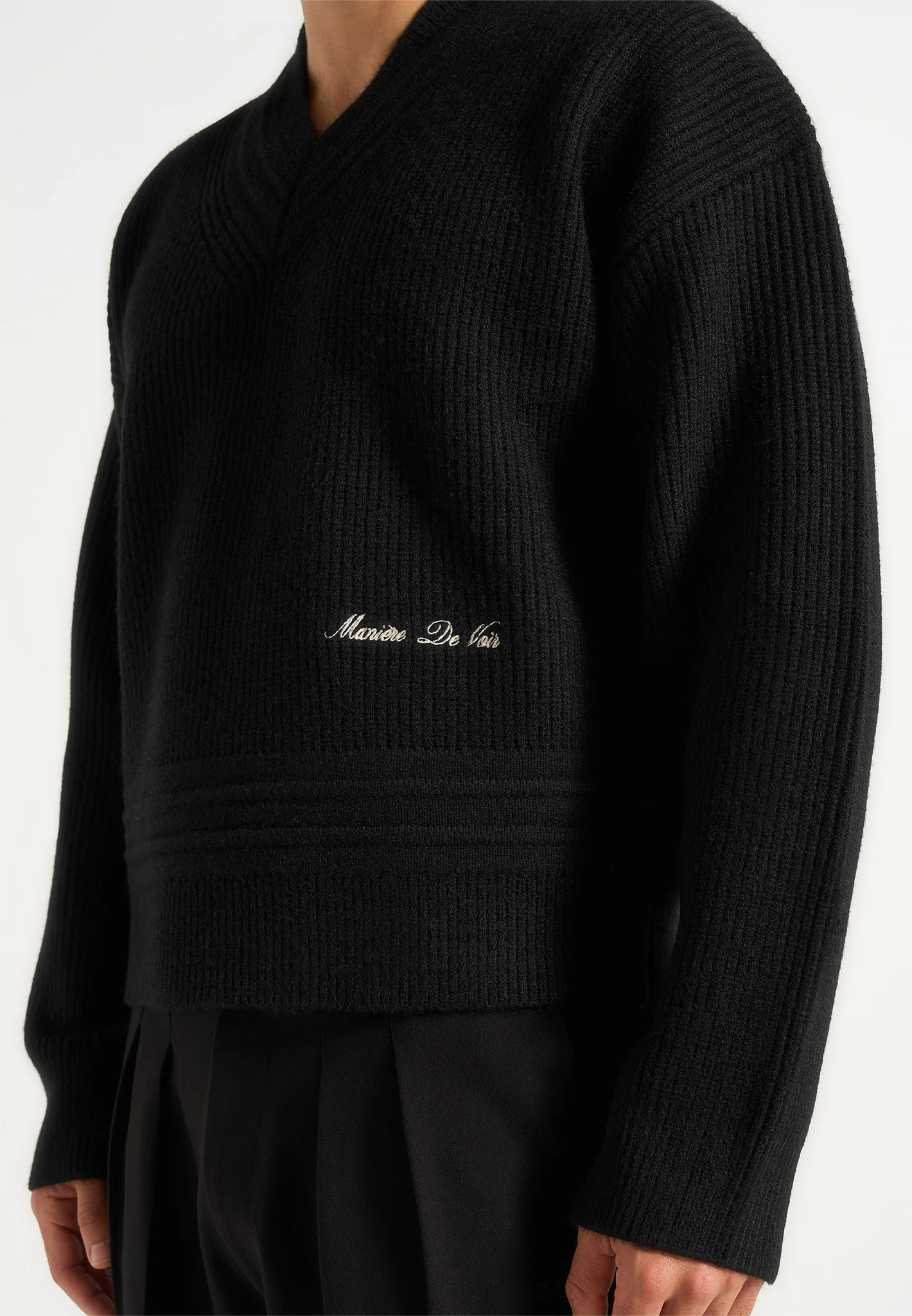 Remi - V-Neck Signature Knit Jumper - Black - Image 3