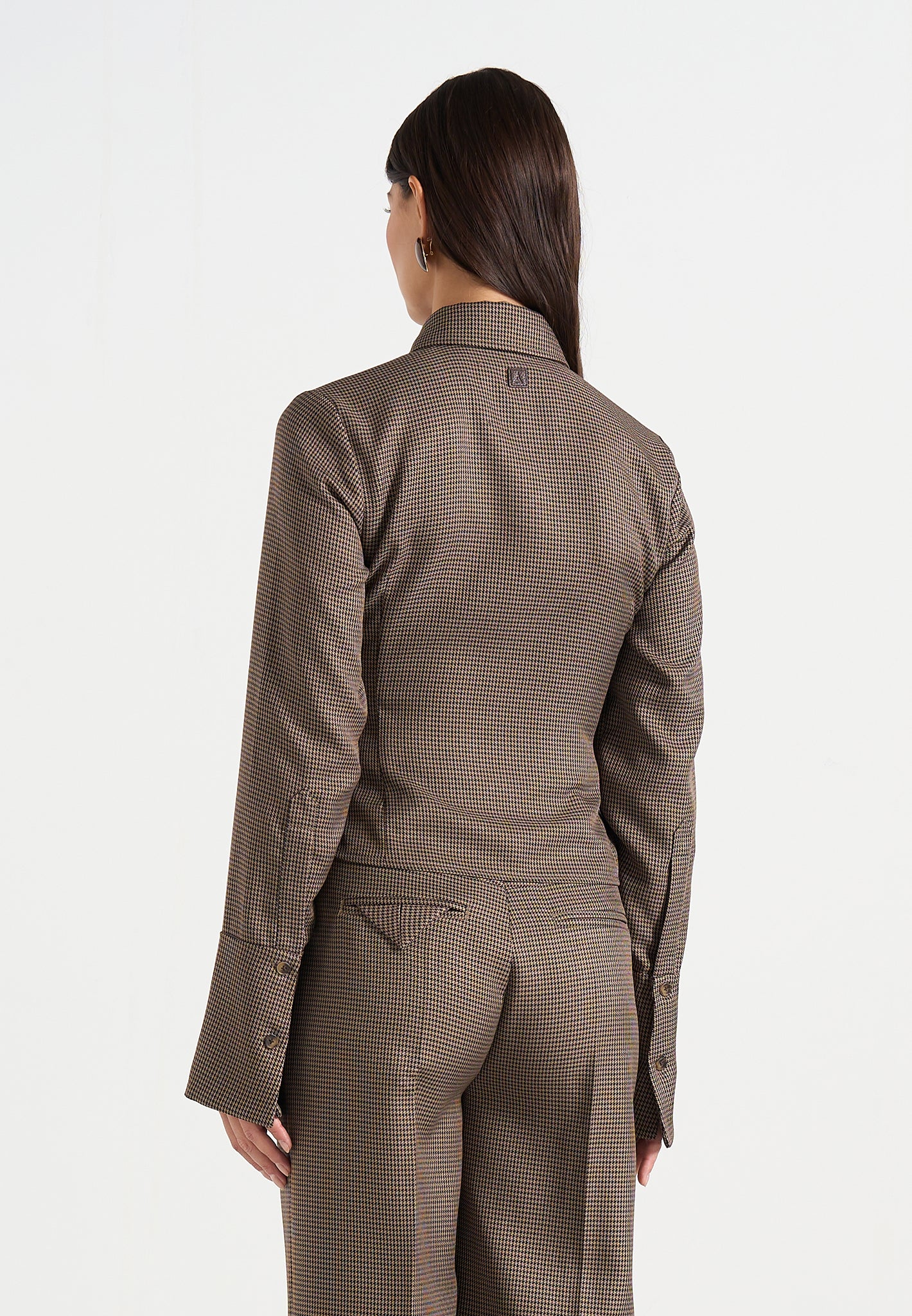 Sonia - Houndstooth Cinch Shirt - Brown - Image 3