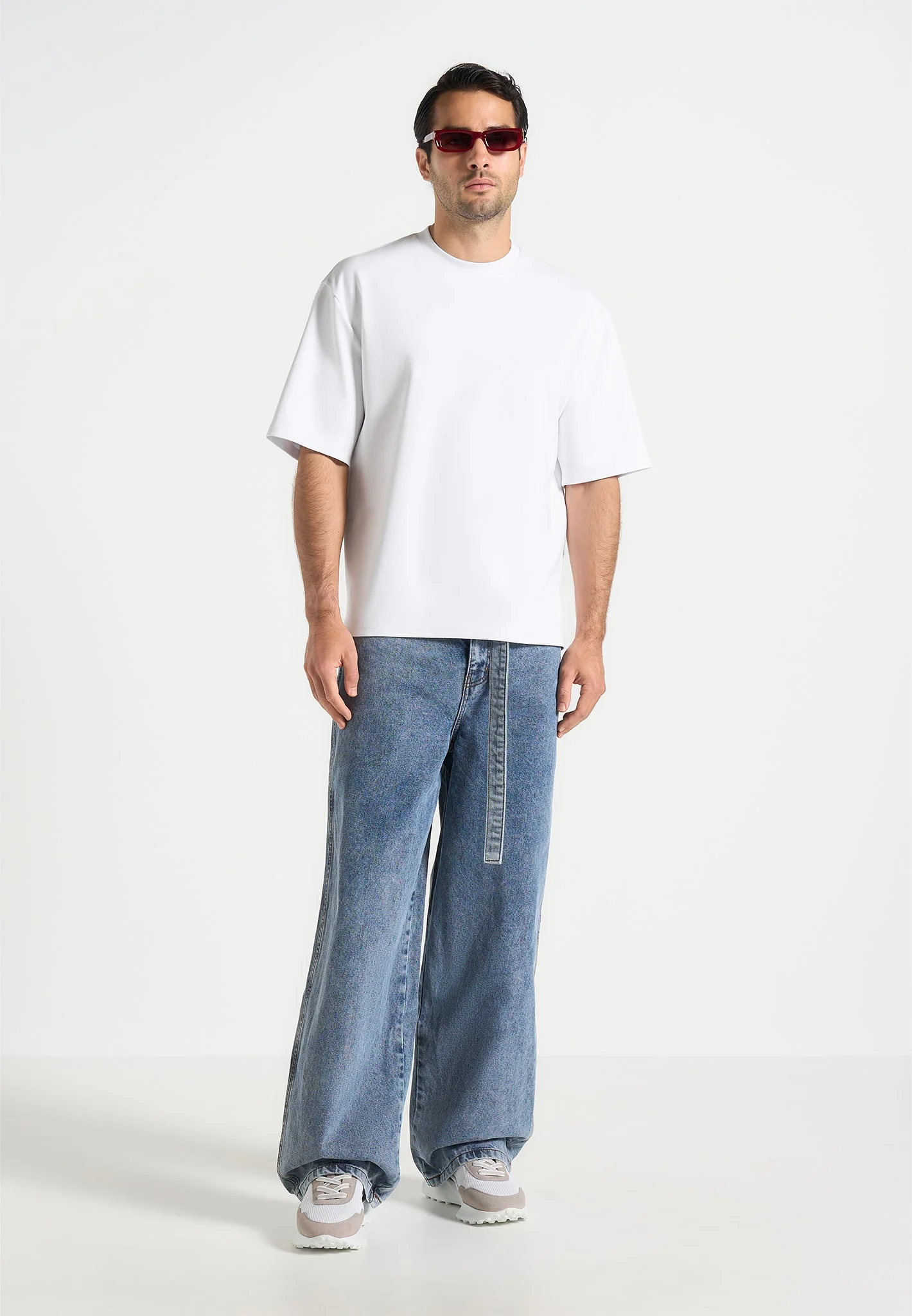 TS007 - Unisex Relaxed Fit Cotton T-Shirt - White - Image 4