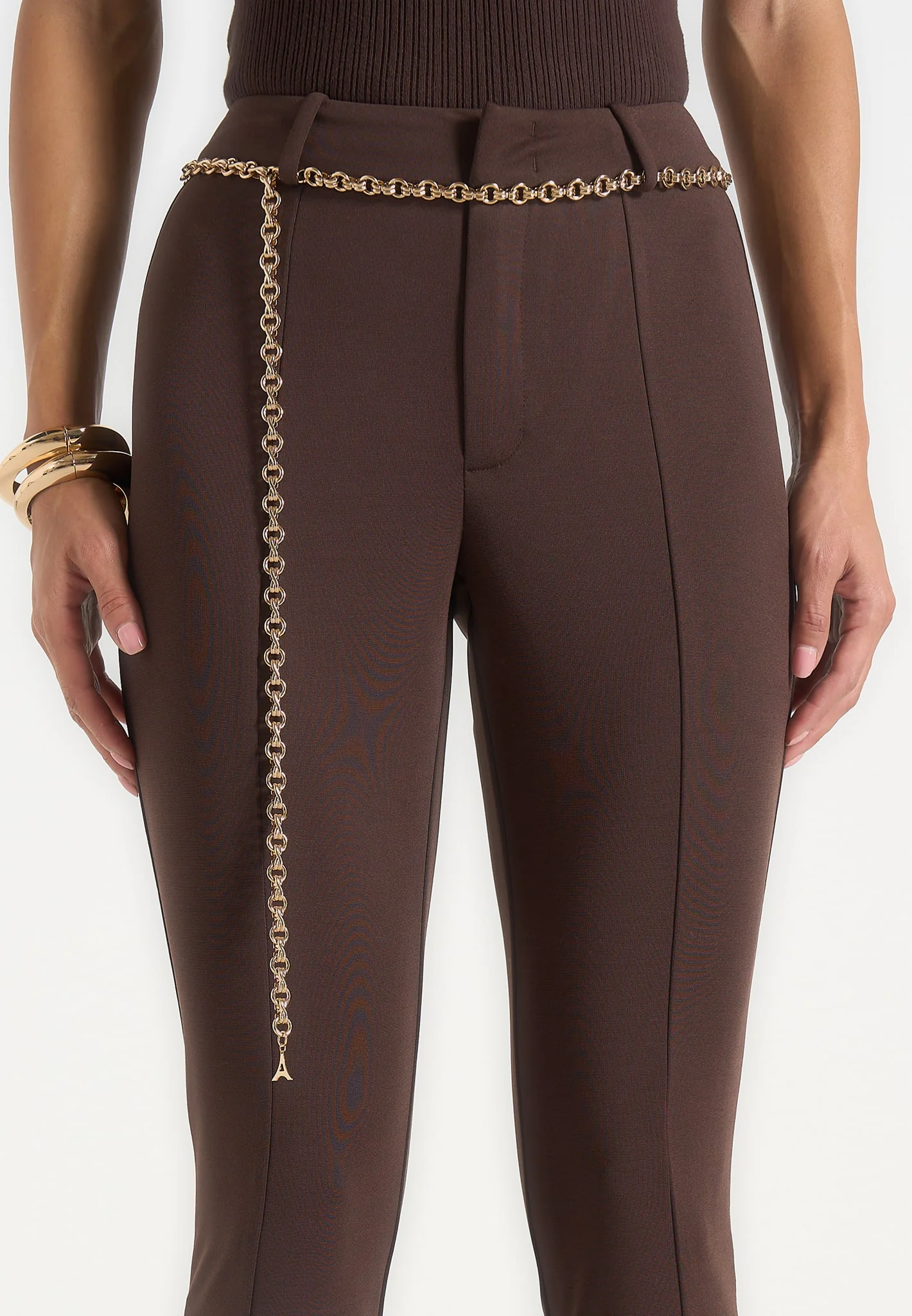 Una - Capri Leggings With Chain - Brown - Image 3
