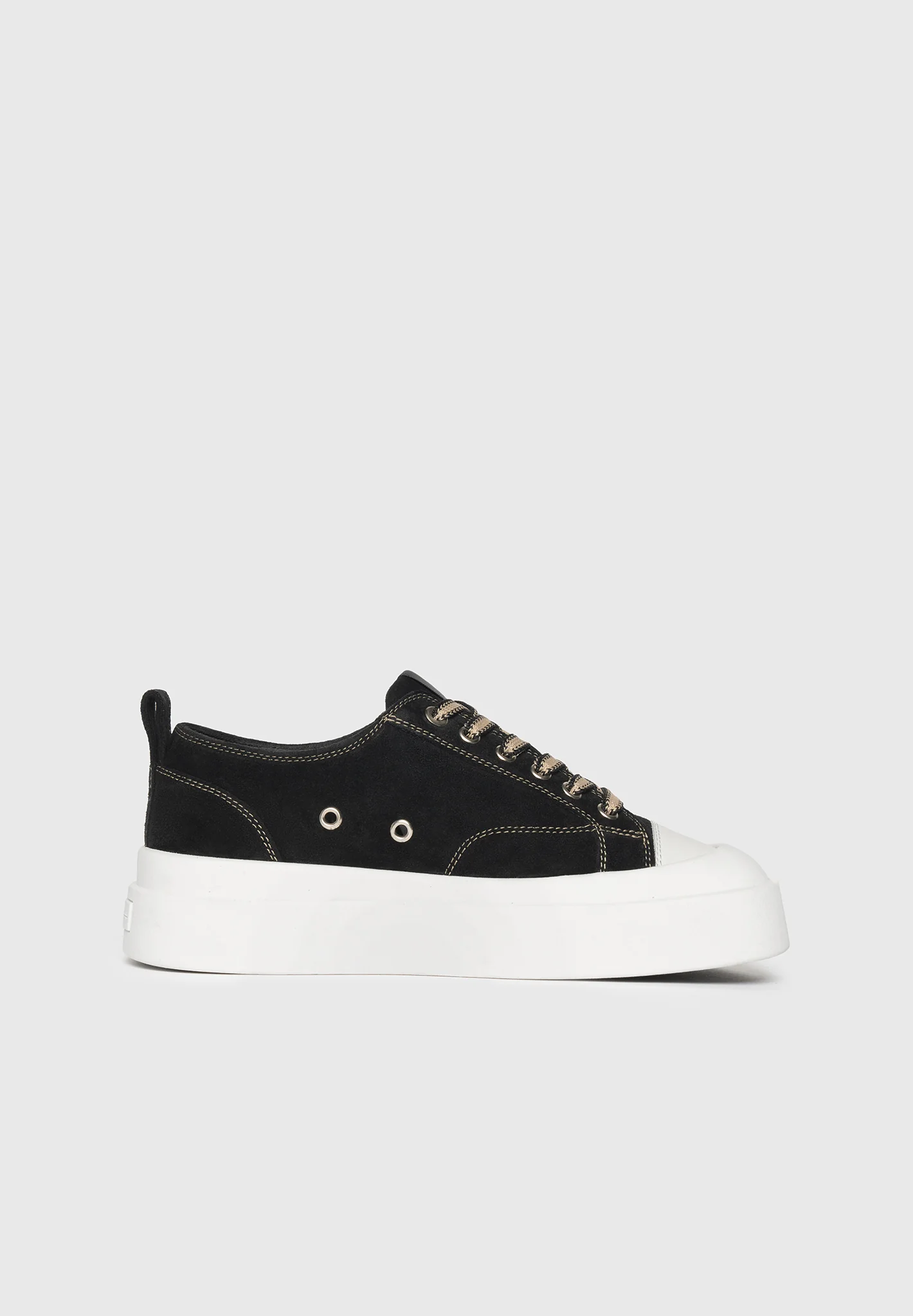 Women's Vienna - Suede Contrast Stitch Sneaker - Black - Image 5